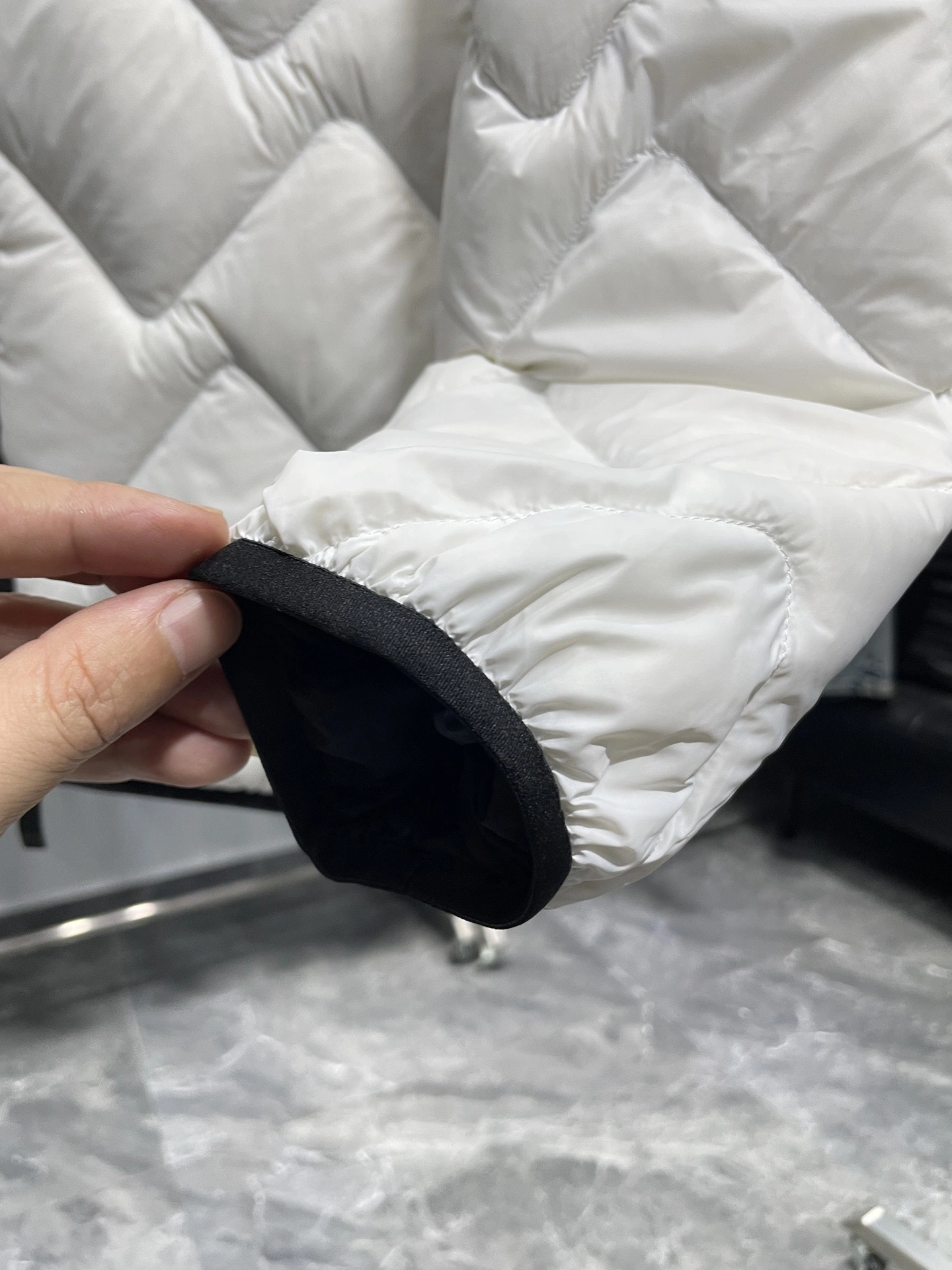 wg.luxury-- 7o9385r Down jacket nylon 2colour item: E-F000J1337-2